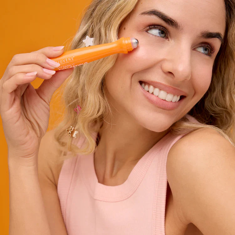 Vitamin C očesni valj z 10% vitamina C za svež in sijoč videz 15 ml
