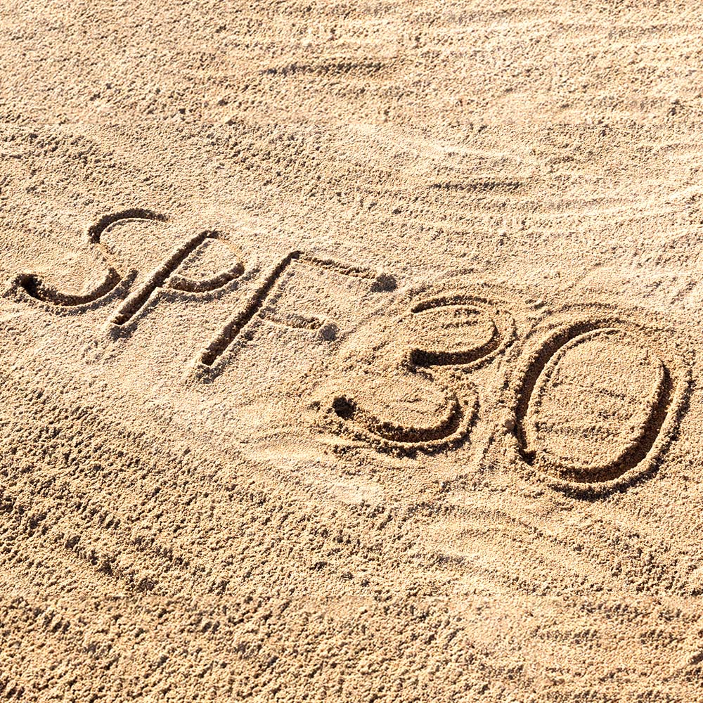 Proti staranju obrazne zaščitne kremne SPF 30 s hialuronsko kislino - 30 ml