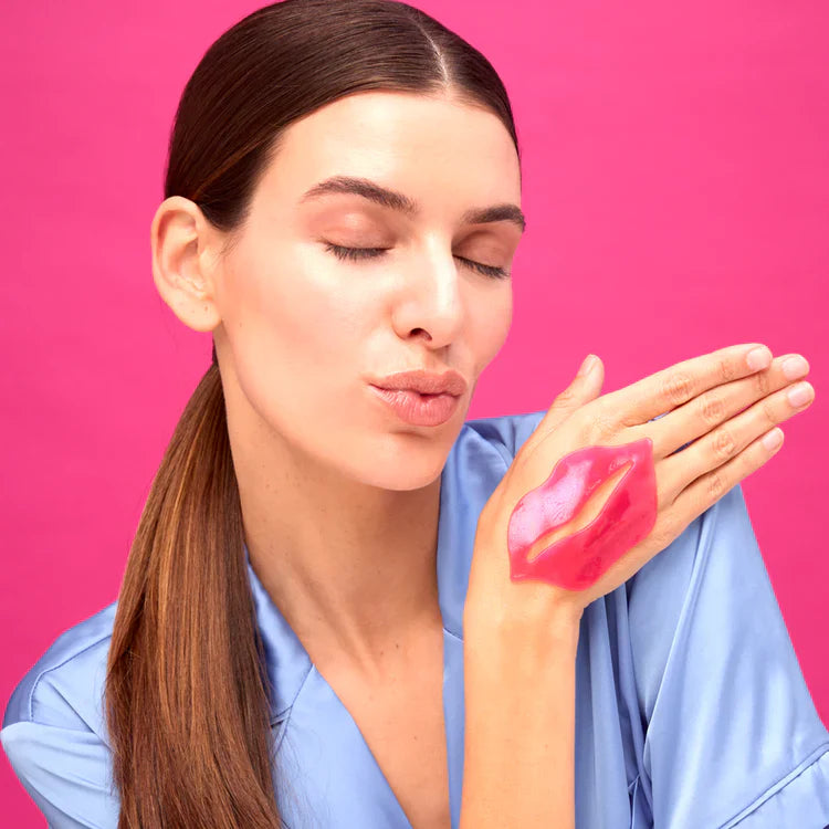 Hidrirajoča maska za ustnice s hialuronsko kislino in parom CICA 1