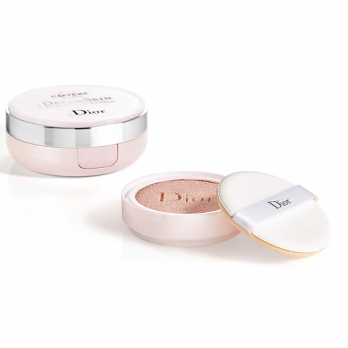 <tc>DIOR</tc> Capture Dreamskin Moist &amp; Perfect Cushion SPF50 Pa+++ 000 polnilo